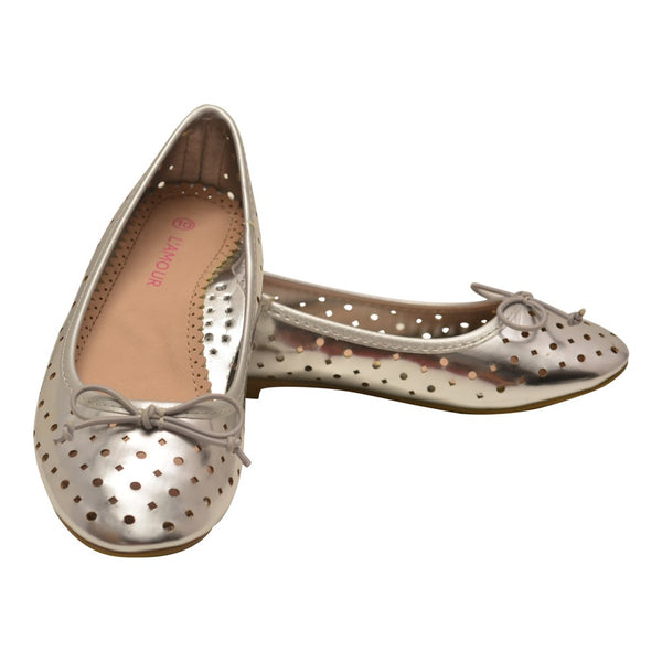 L'Amour Girls Silver Perforated Ballet Flats Casual Shoes 11-4 Kids - SophiasStyle.com